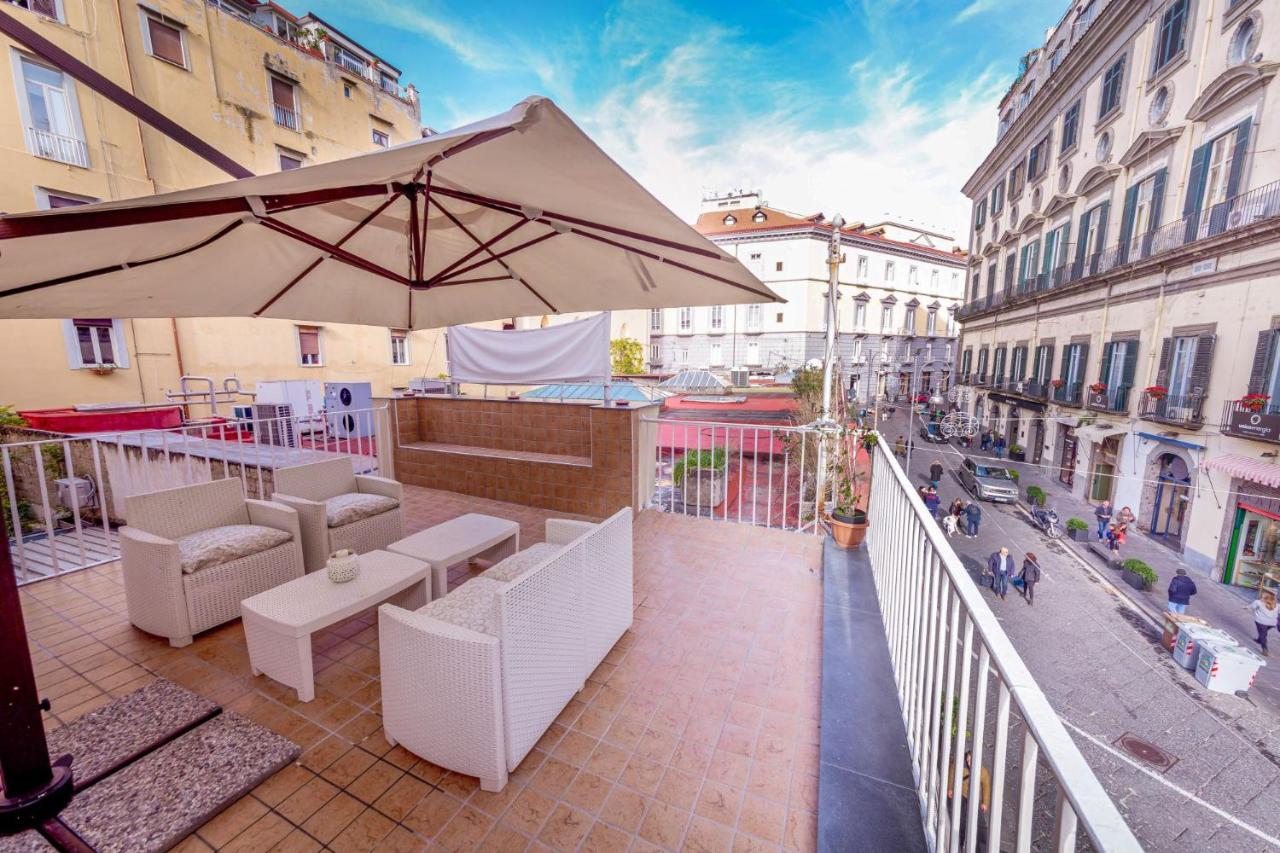 B&B Palazzo Satriano Nápoles Exterior foto
